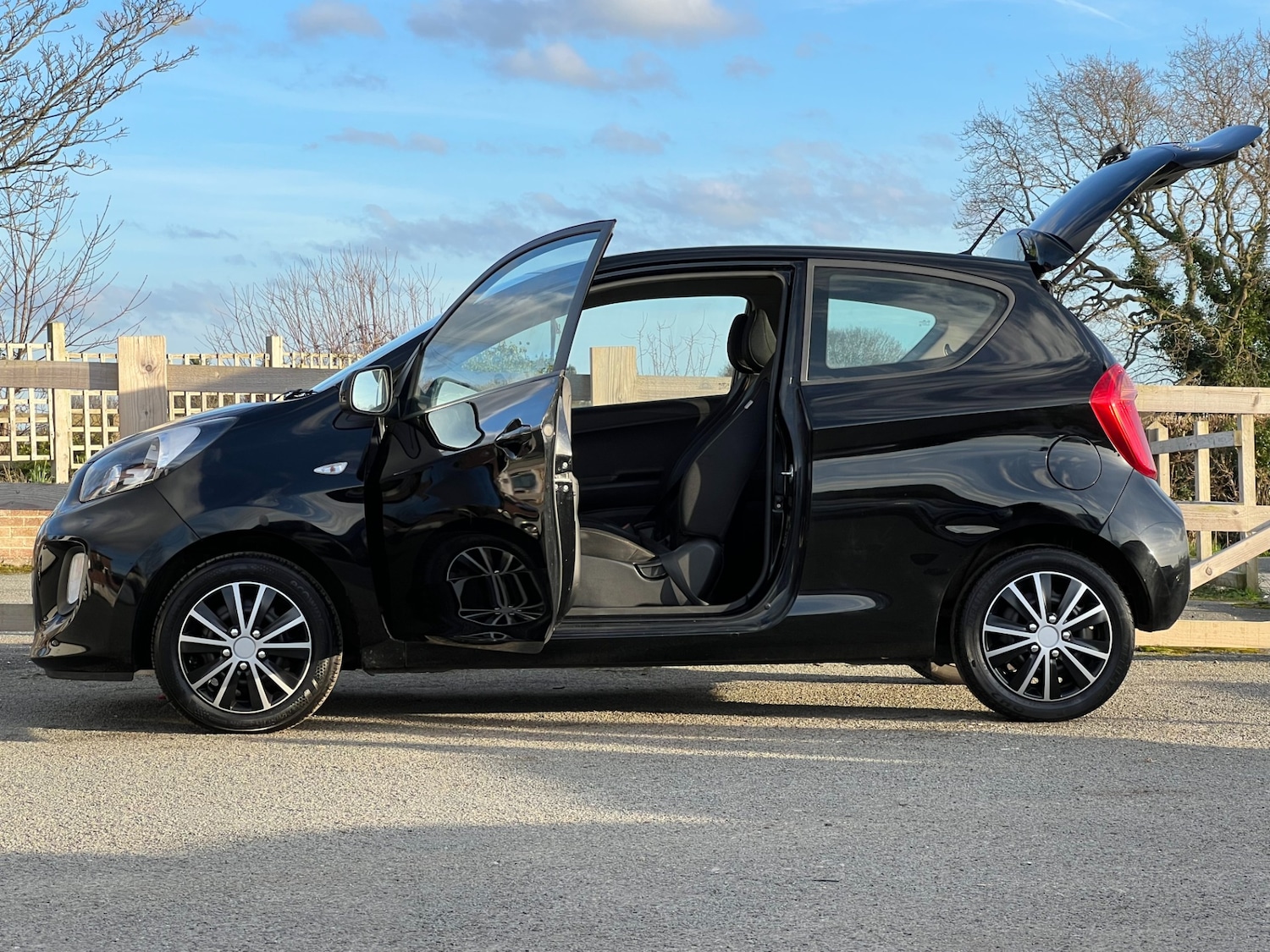 Used Kia Picanto 2015 for sale - 77640322: Photo 23