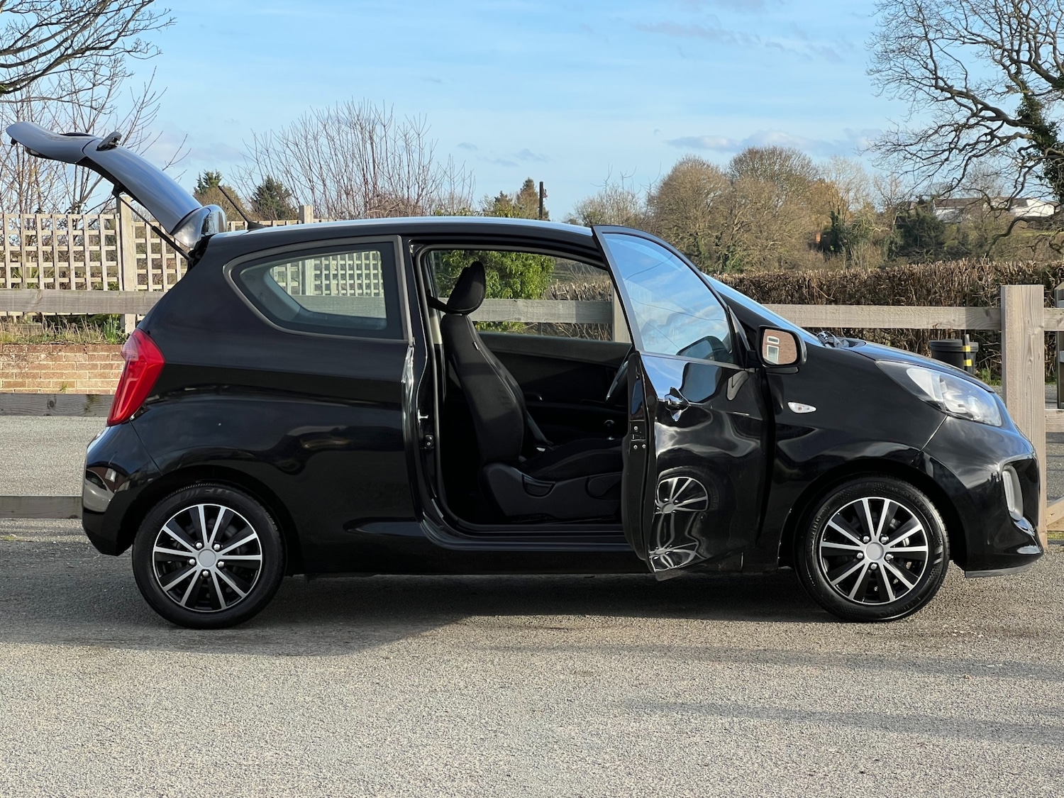 Used Kia Picanto 2015 for sale - 77640322: Photo 5