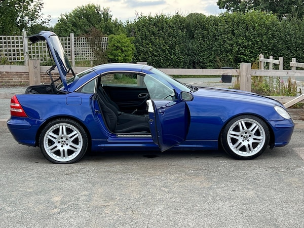 Used Mercedes-Benz SLK 2003 for sale - 73067609: Photo 12