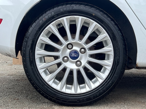 Used Ford Fiesta 2013 for sale - 75581460: Photo 8