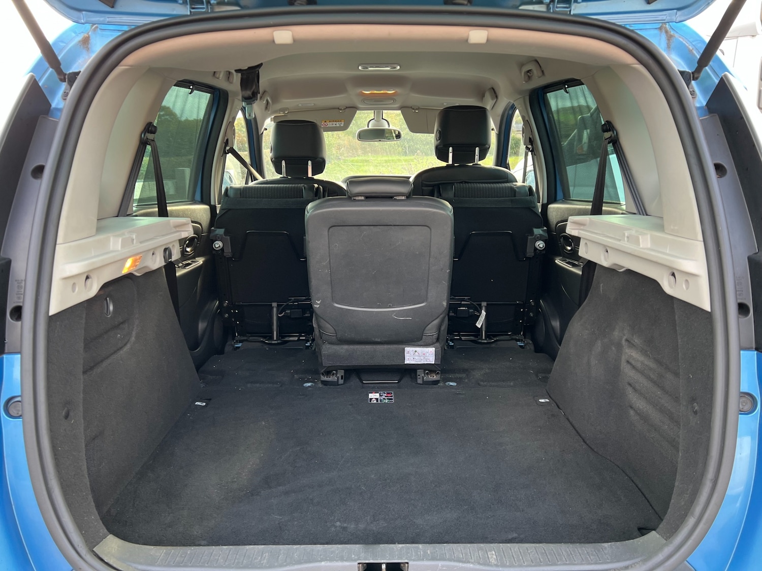 Used Renault Scenic 2015 for sale - 76366377: Photo 13