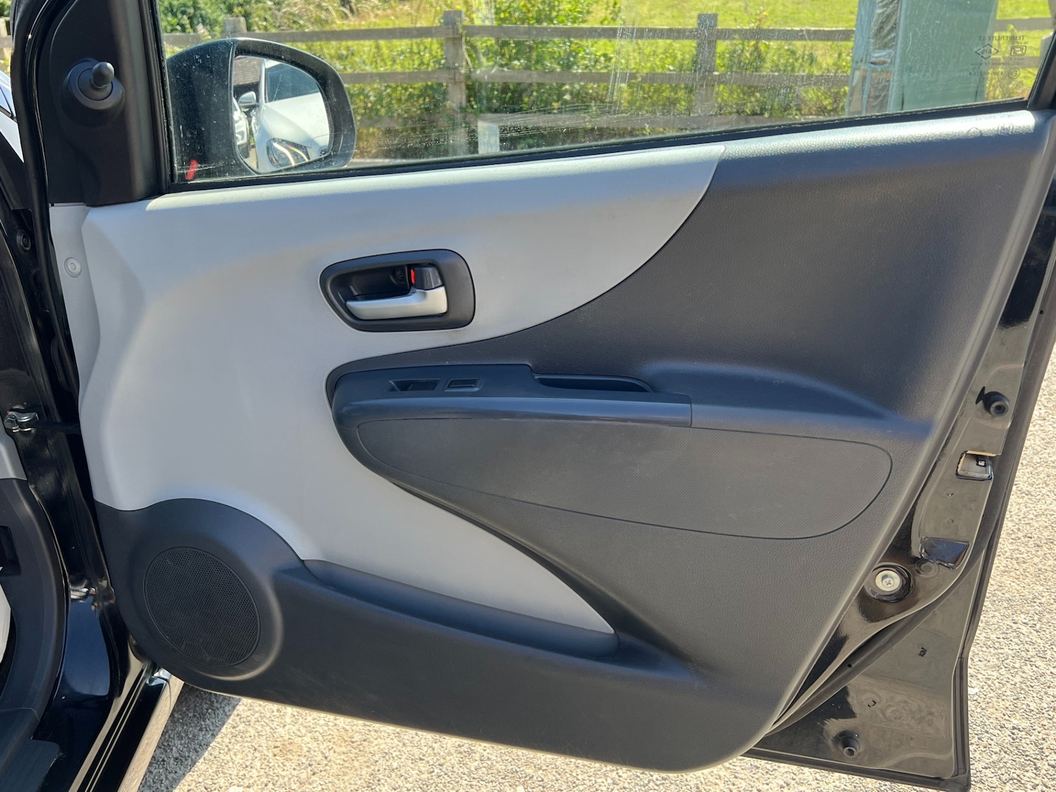Vehicle 25