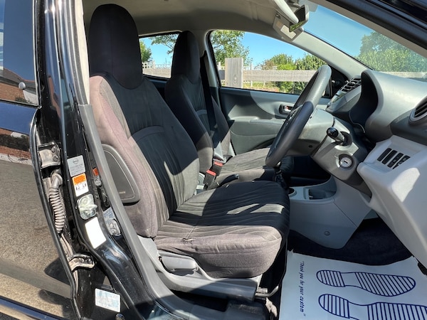 Used Nissan Pixo 2010 for sale - 75083949: Photo 8