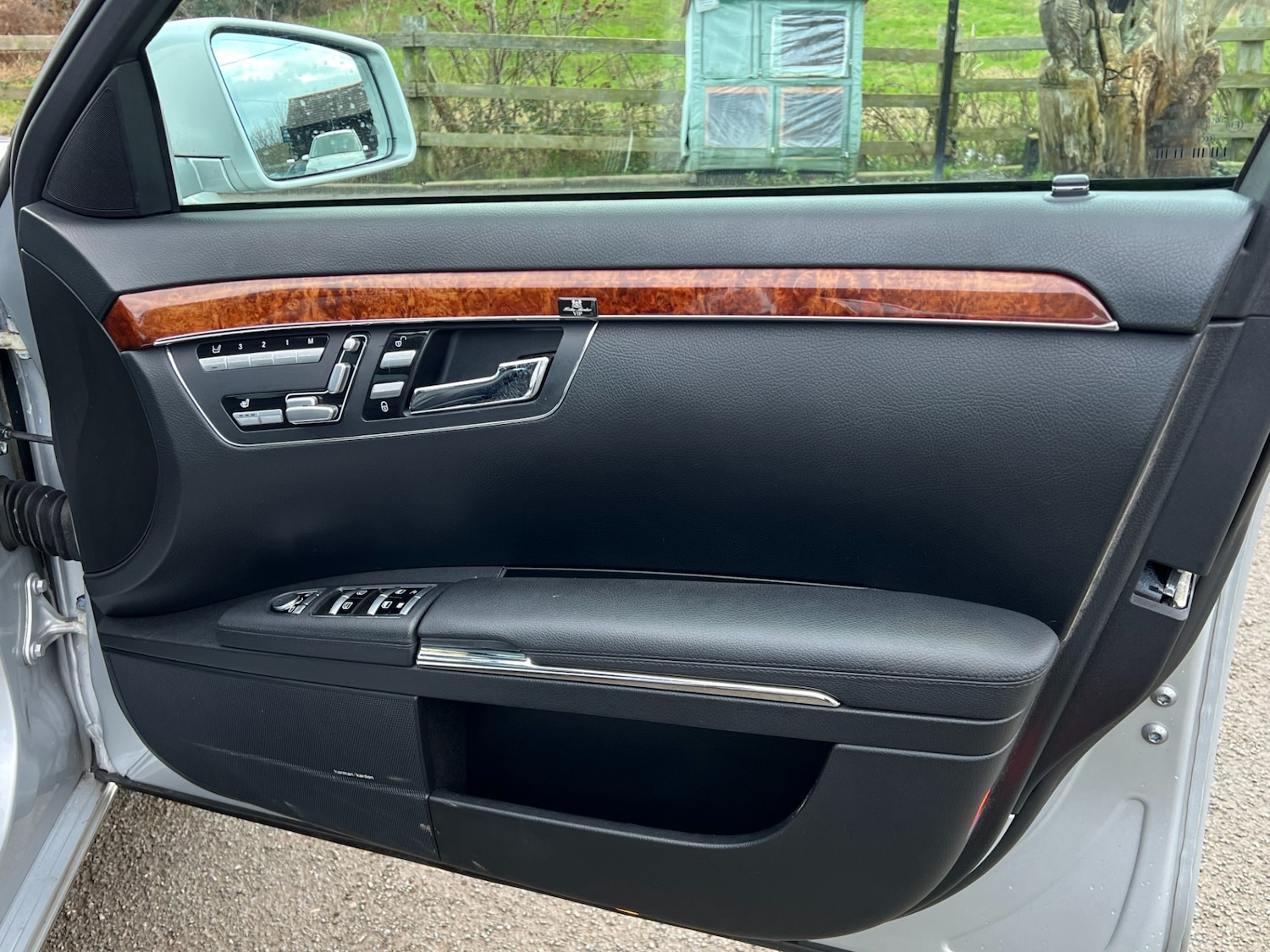 Used Mercedes-Benz S Class 2011 for sale - 77533457: Photo 25