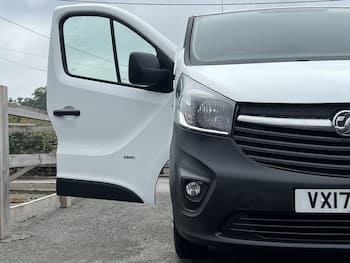 Used Vauxhall Vivaro 2017 for sale - 79588878: Photo