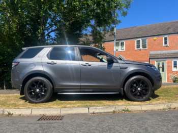 Used Land Rover Discovery Sport 2015 for sale - 74764403: Photo