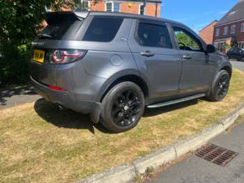 Used Land Rover Discovery Sport 2015 for sale - 74764403: Photo