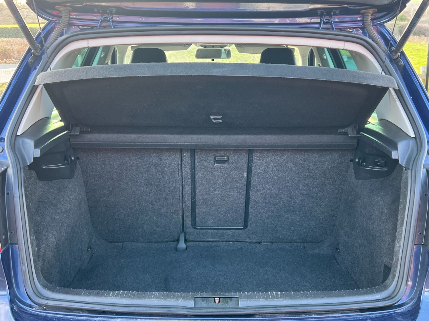 Used Volkswagen Golf 2010 for sale - 76640418: Photo 12