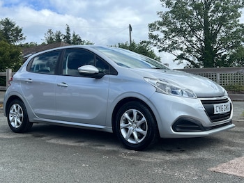 Used Peugeot 208 2016 for sale - 78655675: Photo