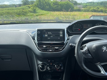 Used Peugeot 208 2016 for sale - 78655675: Photo