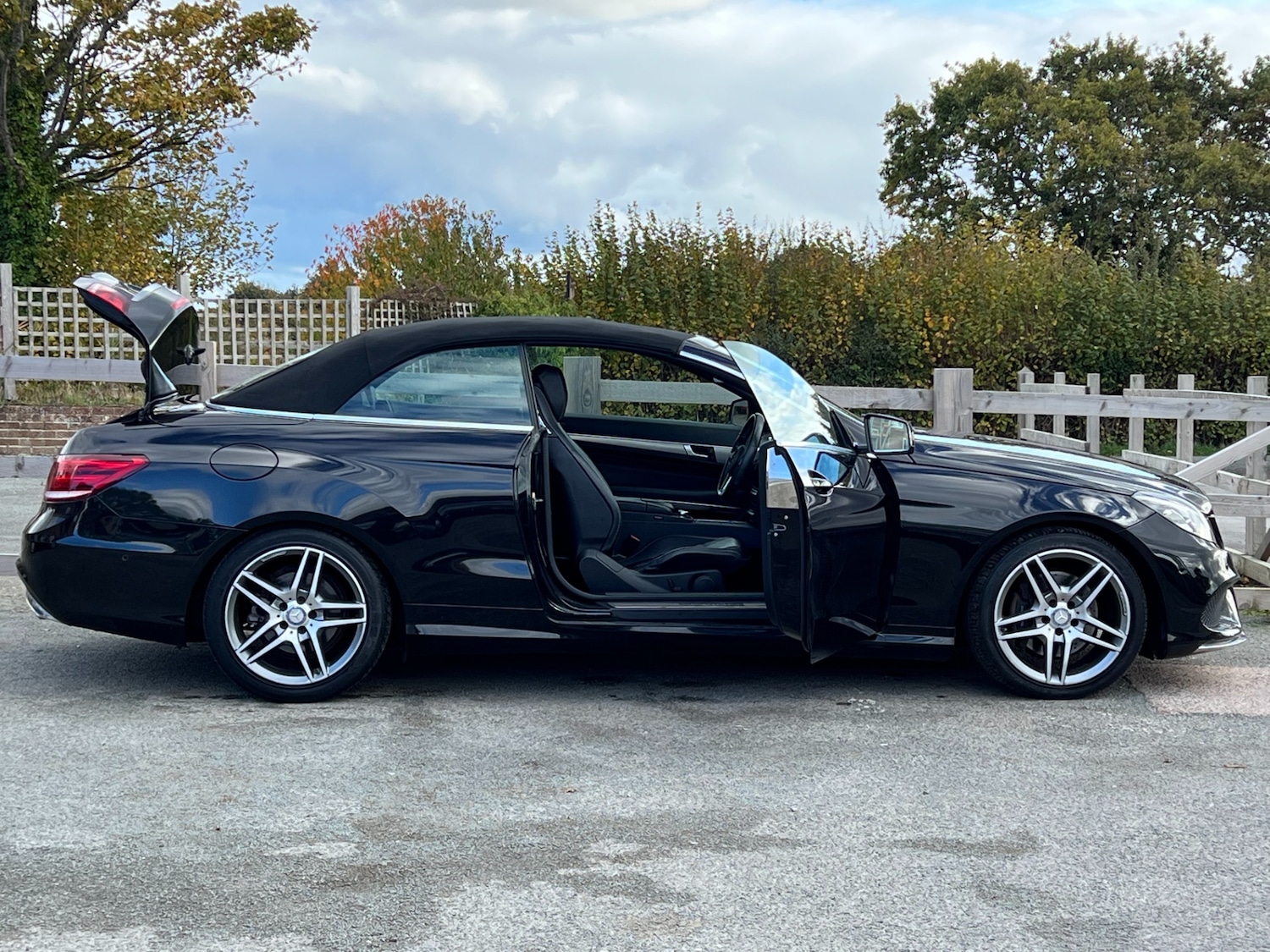 Used Mercedes-Benz E Class 2014 for sale - 76319491: Photo 13