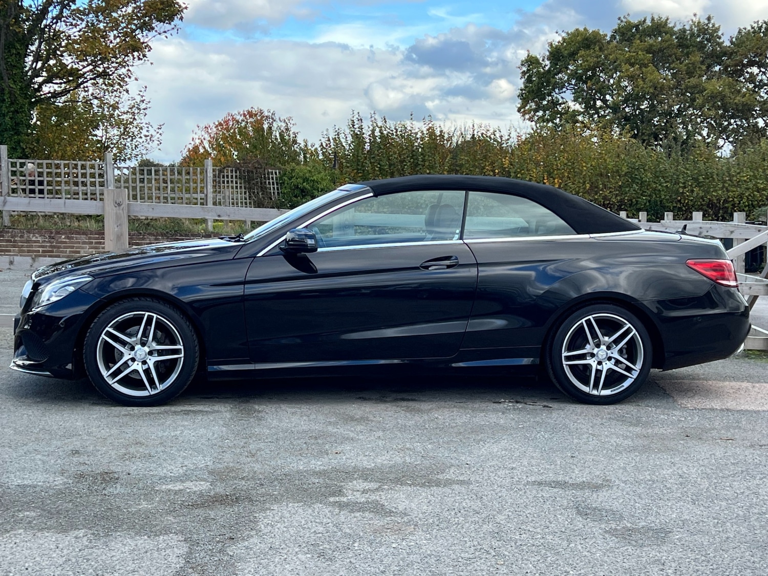 Used Mercedes-Benz E Class 2014 for sale - 76319491: Photo 15