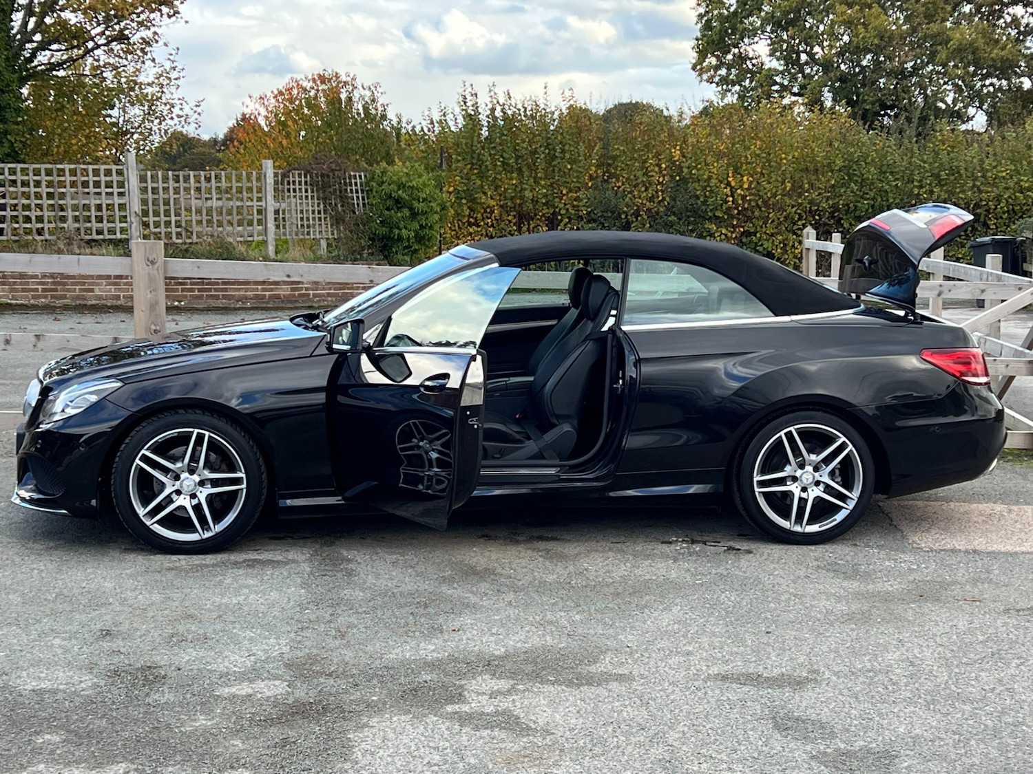 Used Mercedes-Benz E Class 2014 for sale - 76319491: Photo 19