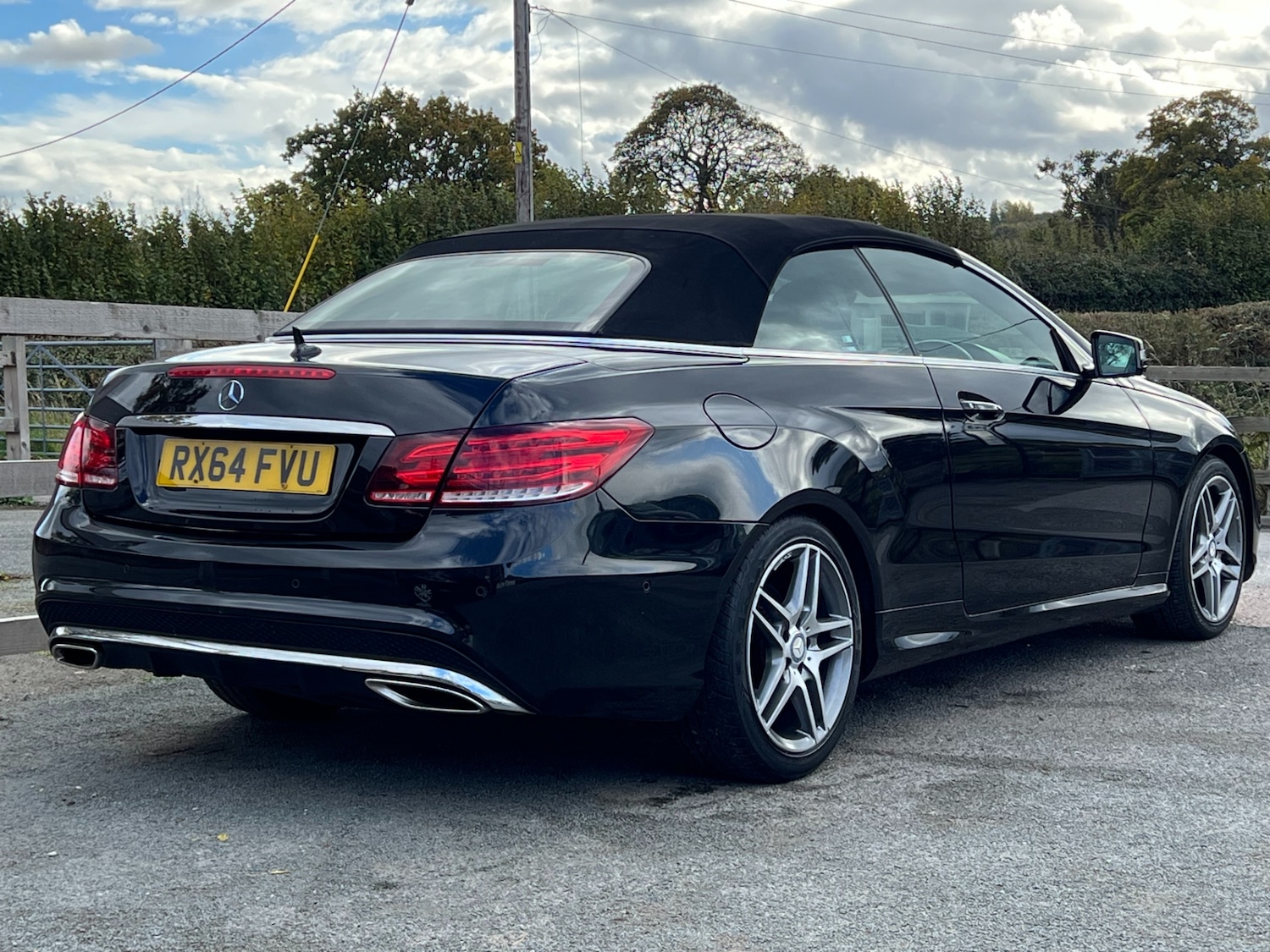 Used Mercedes-Benz E Class 2014 for sale - 76319491: Photo 9