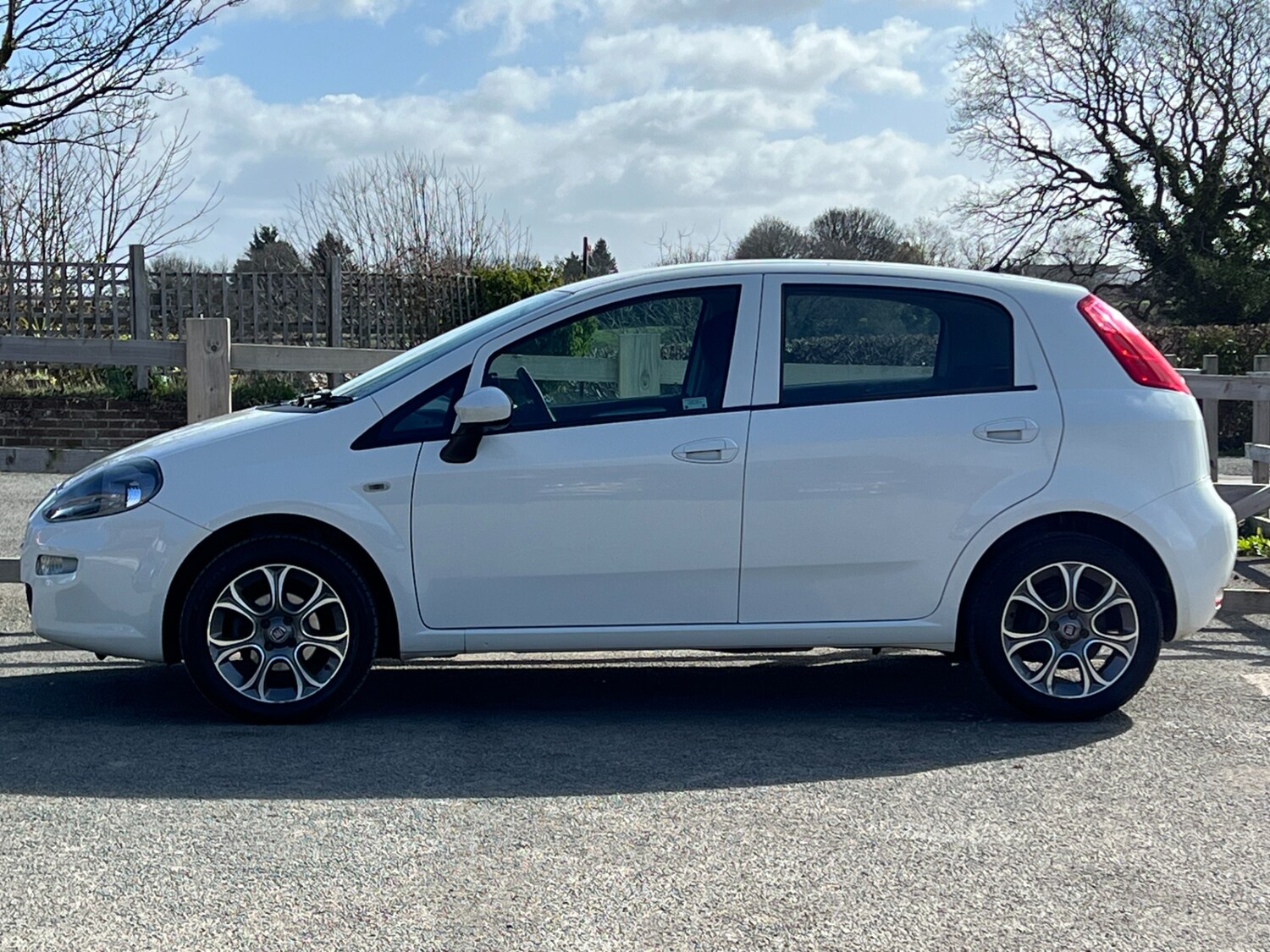 Used Fiat Punto 2017 for sale - 77830626: Photo 20