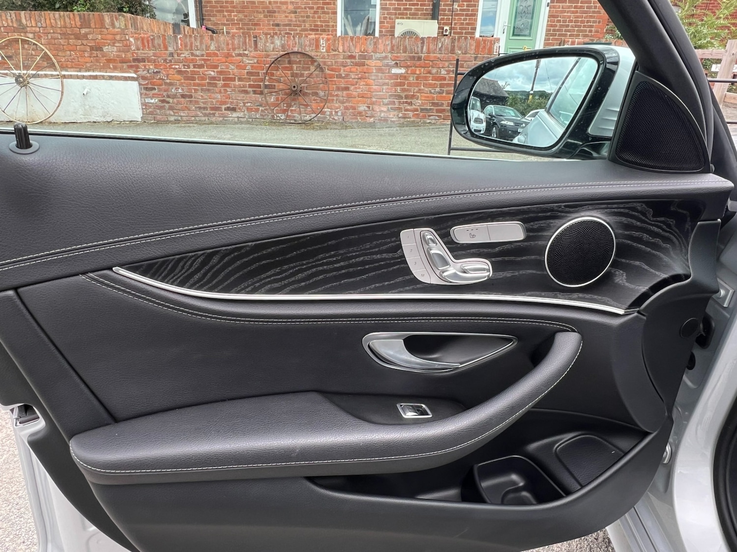 Used Mercedes-Benz E Class 2019 for sale - 76541352: Photo 19