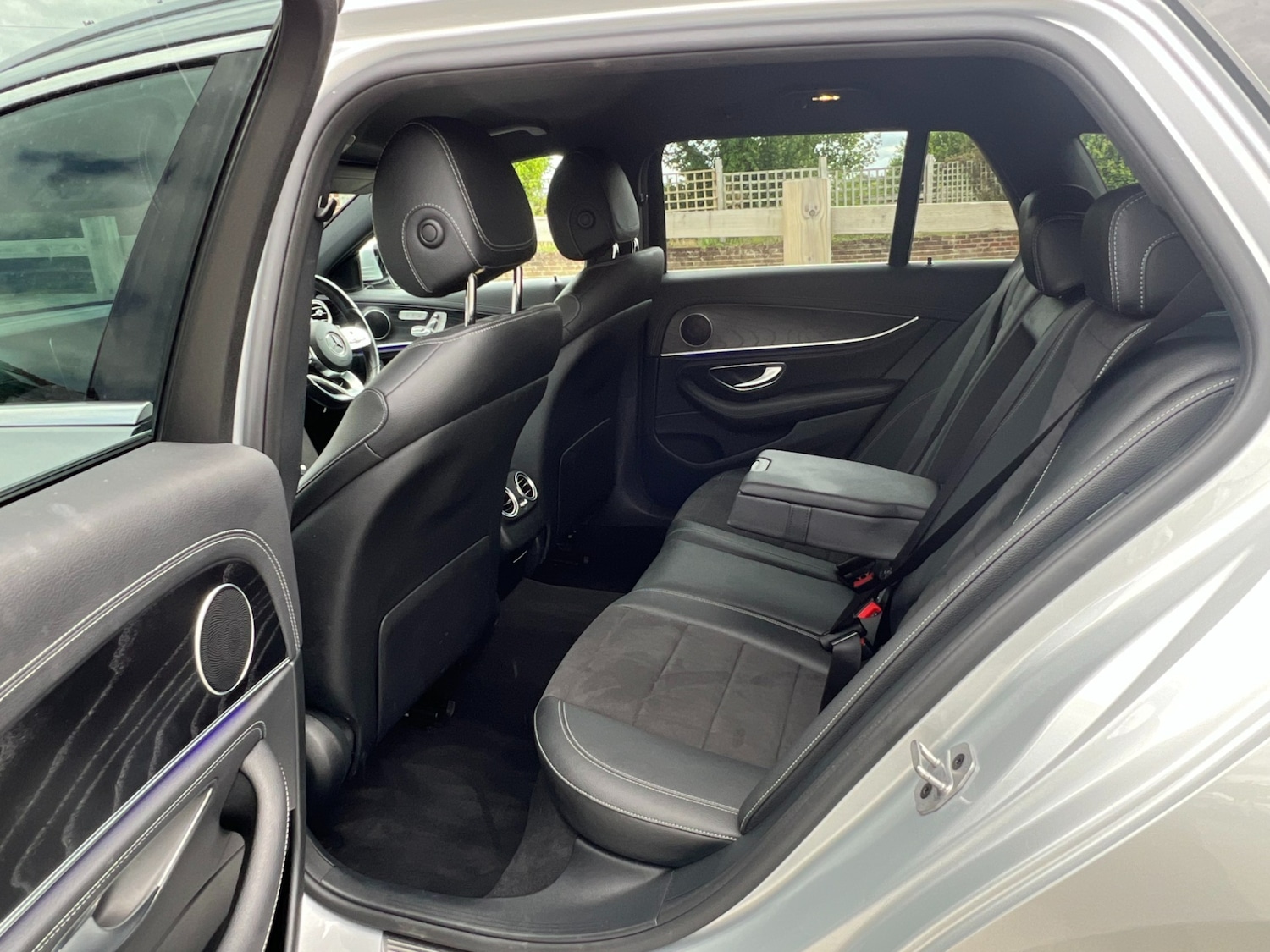 Used Mercedes-Benz E Class 2019 for sale - 76541352: Photo 31