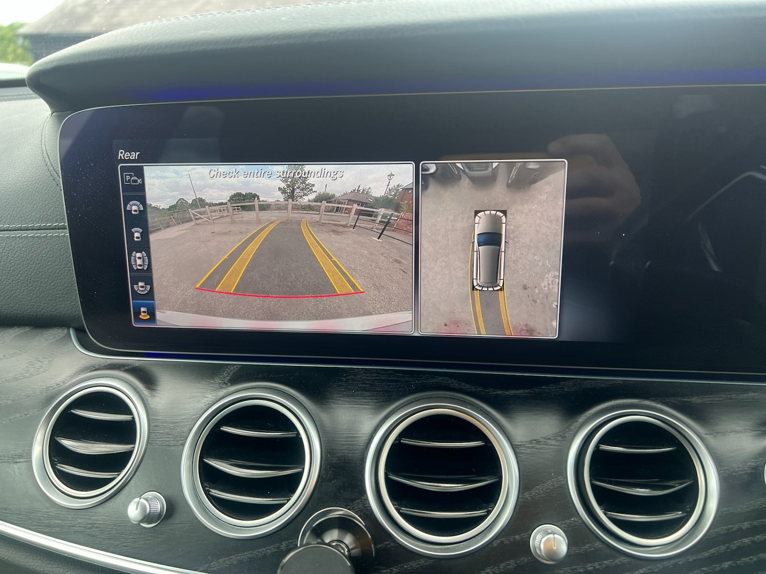 Used Mercedes-Benz E Class 2019 for sale - 76541352: Photo 34