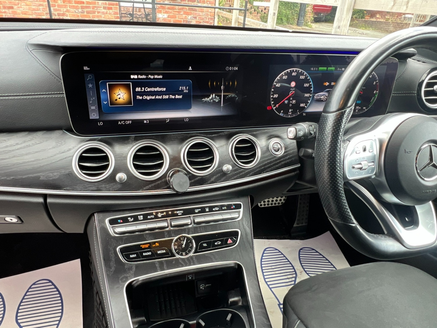 Used Mercedes-Benz E Class 2019 for sale - 76541352: Photo 37