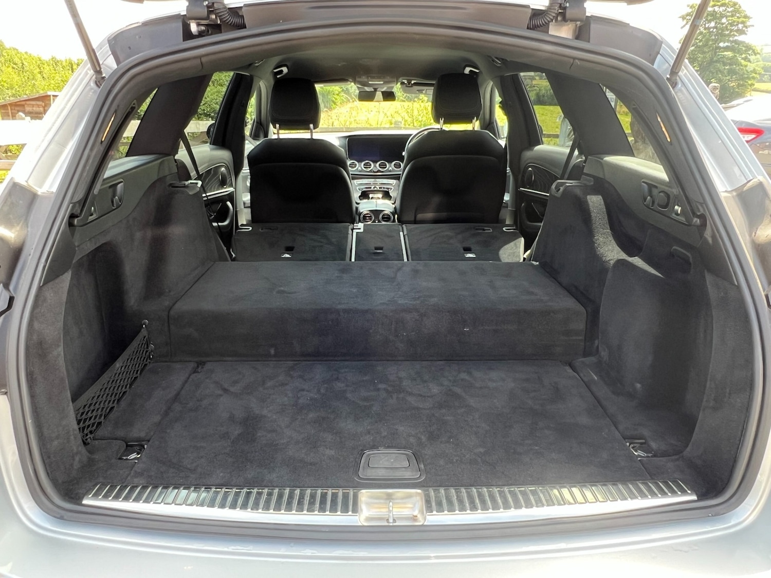 Used Mercedes-Benz E Class 2019 for sale - 76541352: Photo 44