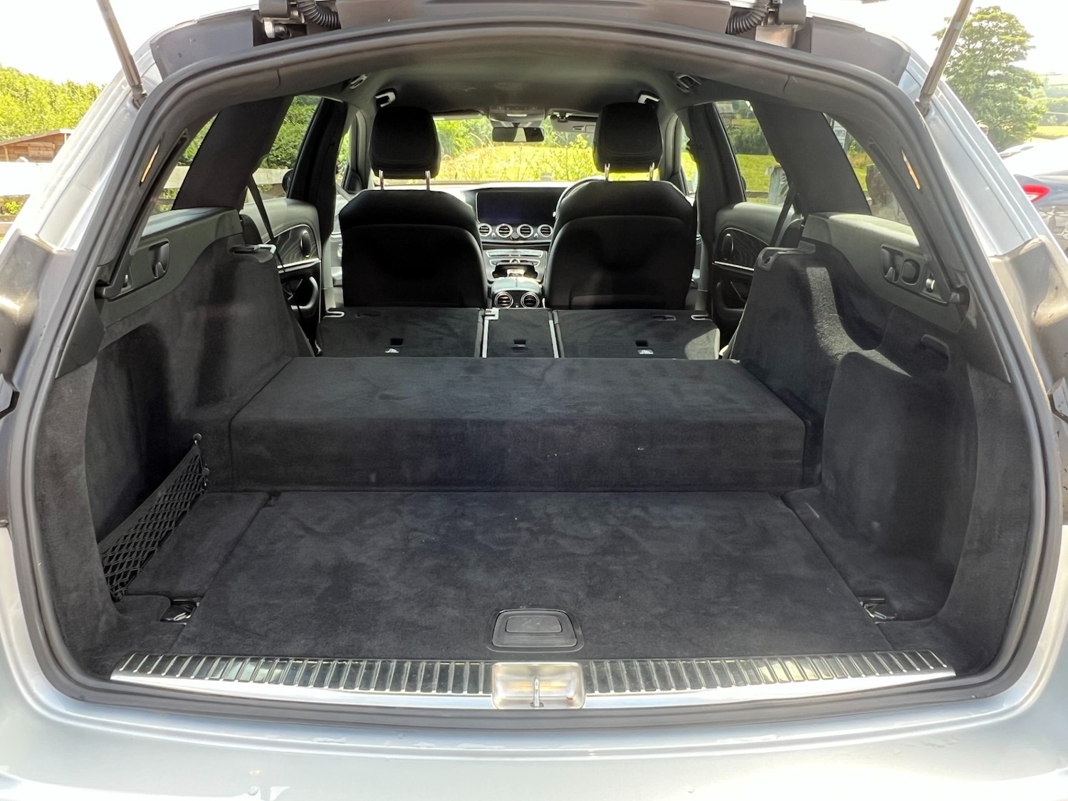 Used Mercedes-Benz E Class 2019 for sale - 76541352: Photo 48