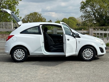 Used Vauxhall Corsa 2012 for sale - 78311999: Photo