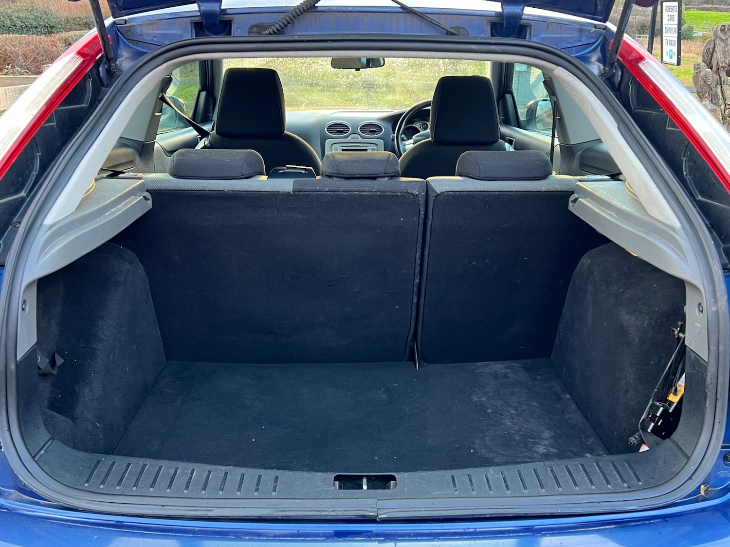 Used Ford Focus 2009 for sale - 76352173: Photo 11