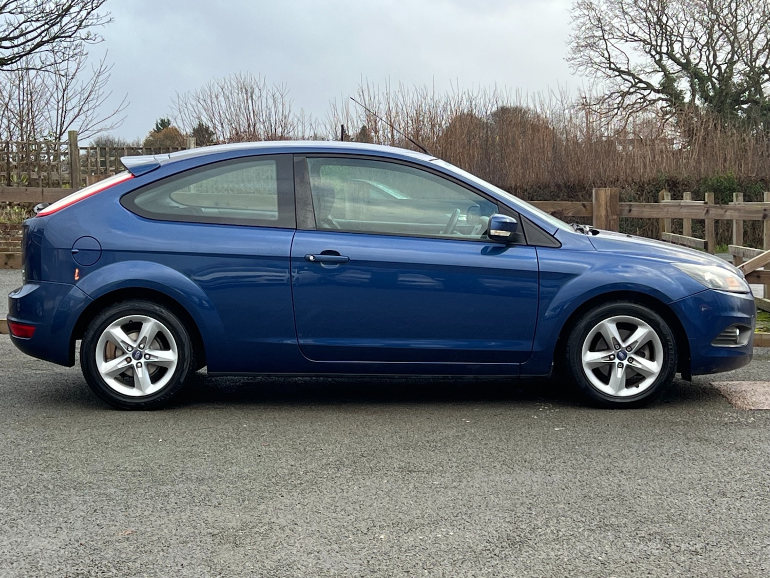 Used Ford Focus 2009 for sale - 76352173: Photo 20
