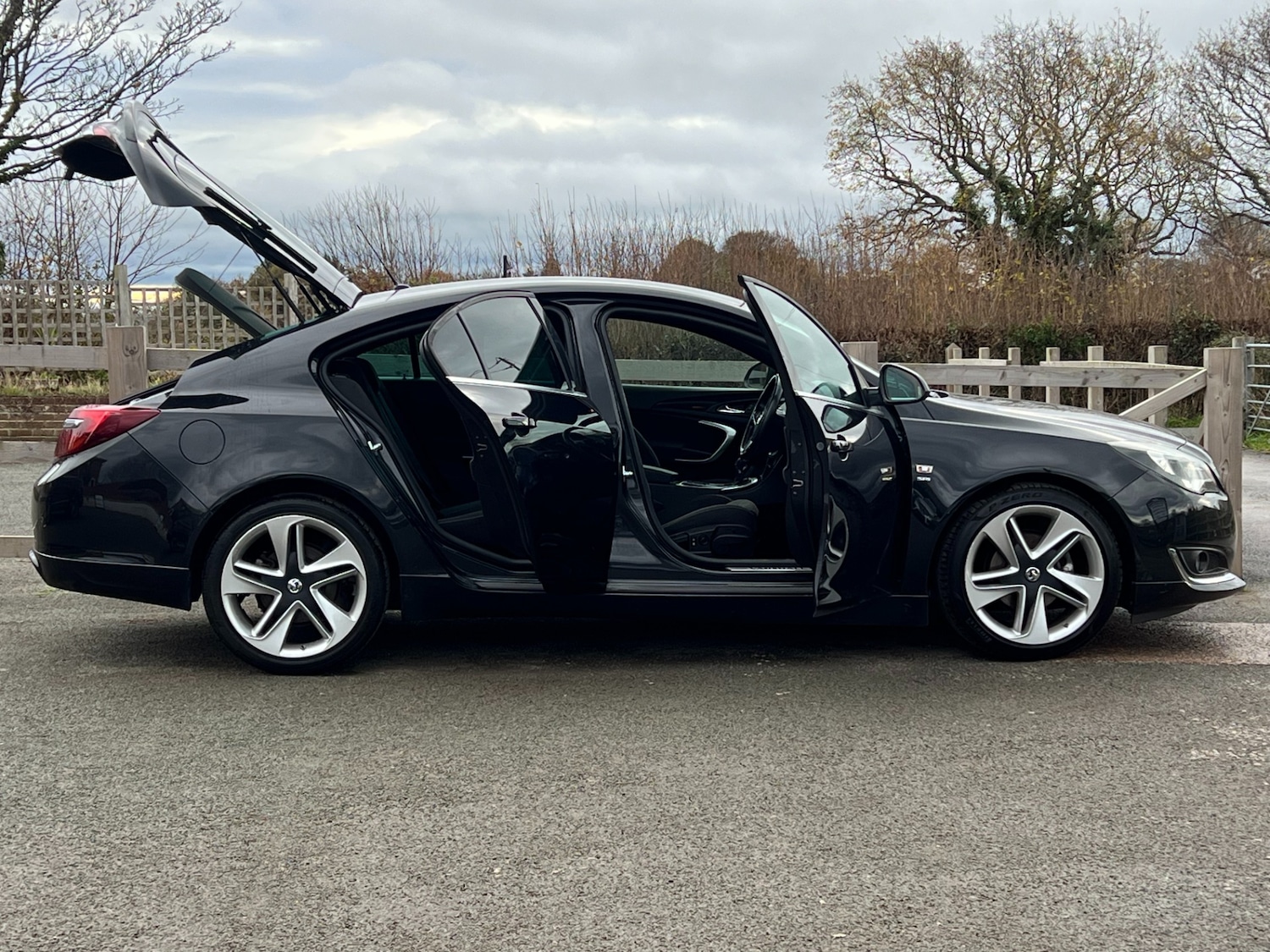 Used Vauxhall Insignia 2015 for sale - 75673282: Photo 5