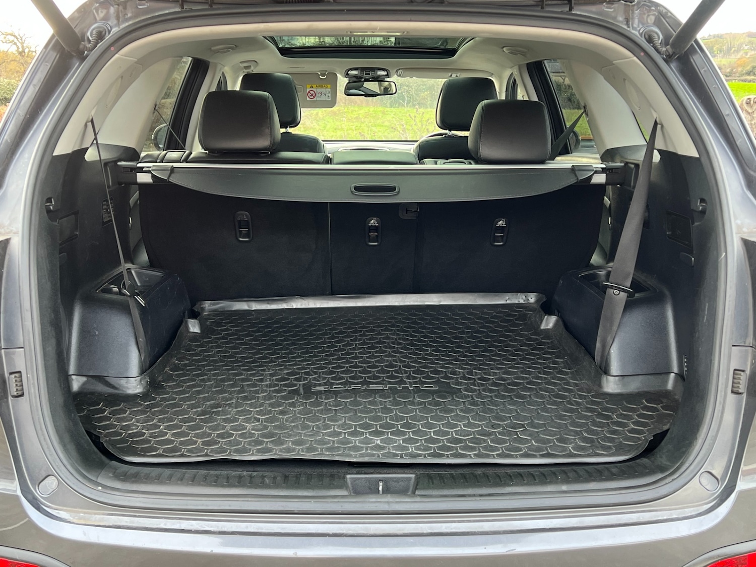 Used Kia Sorento 2017 for sale - 76706351: Photo 4