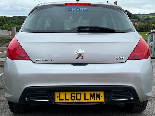 Used Peugeot 308 2010 for sale - 74941046: Photo 10