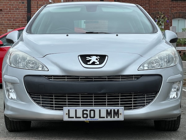 Used Peugeot 308 2010 for sale - 74941046: Photo 5