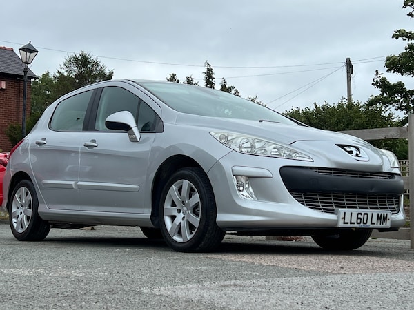 Used Peugeot 308 2010 for sale - 74941046: Photo 6