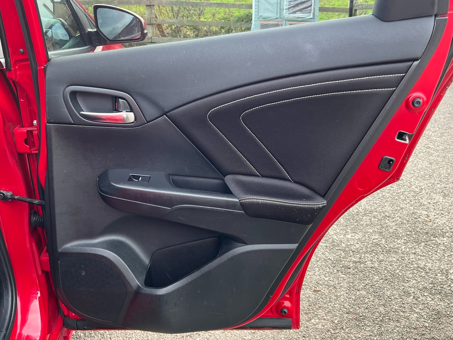 Used Honda Civic 2015 for sale - 76719045: Photo 26