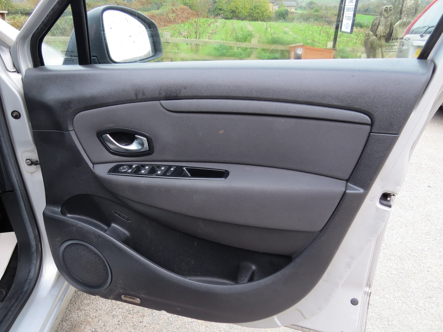 Used Renault Scenic 2010 for sale - 76493814: Photo 18