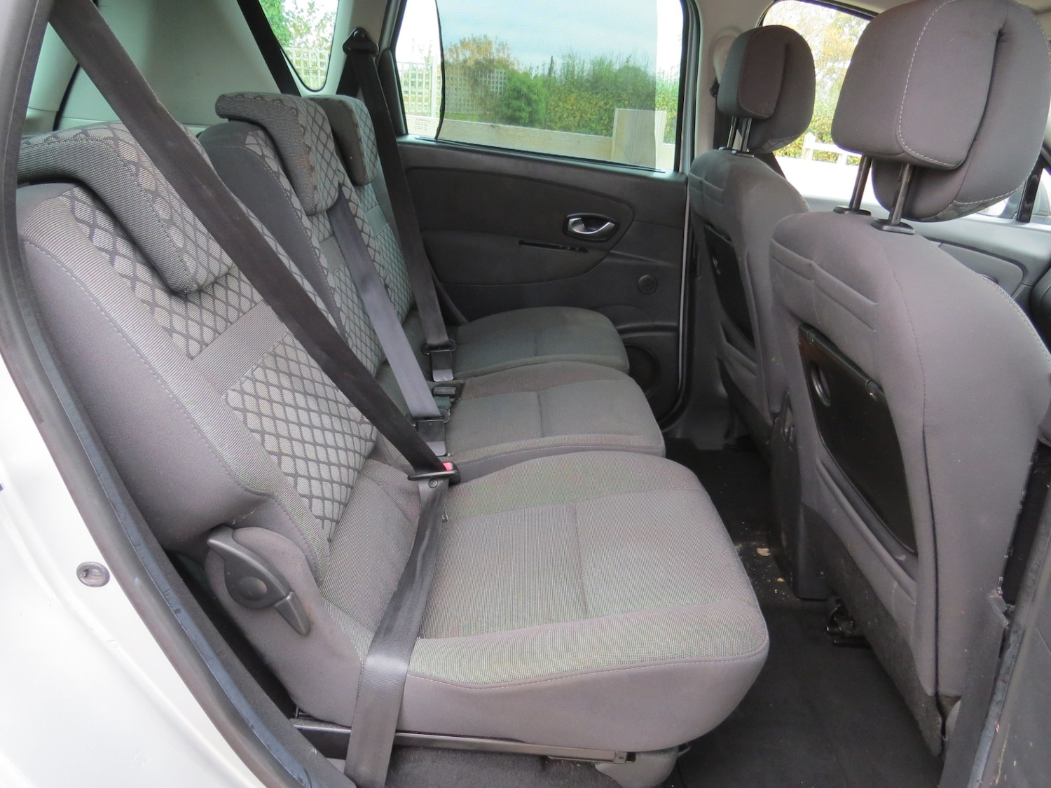 Used Renault Scenic 2010 for sale - 76493814: Photo 4