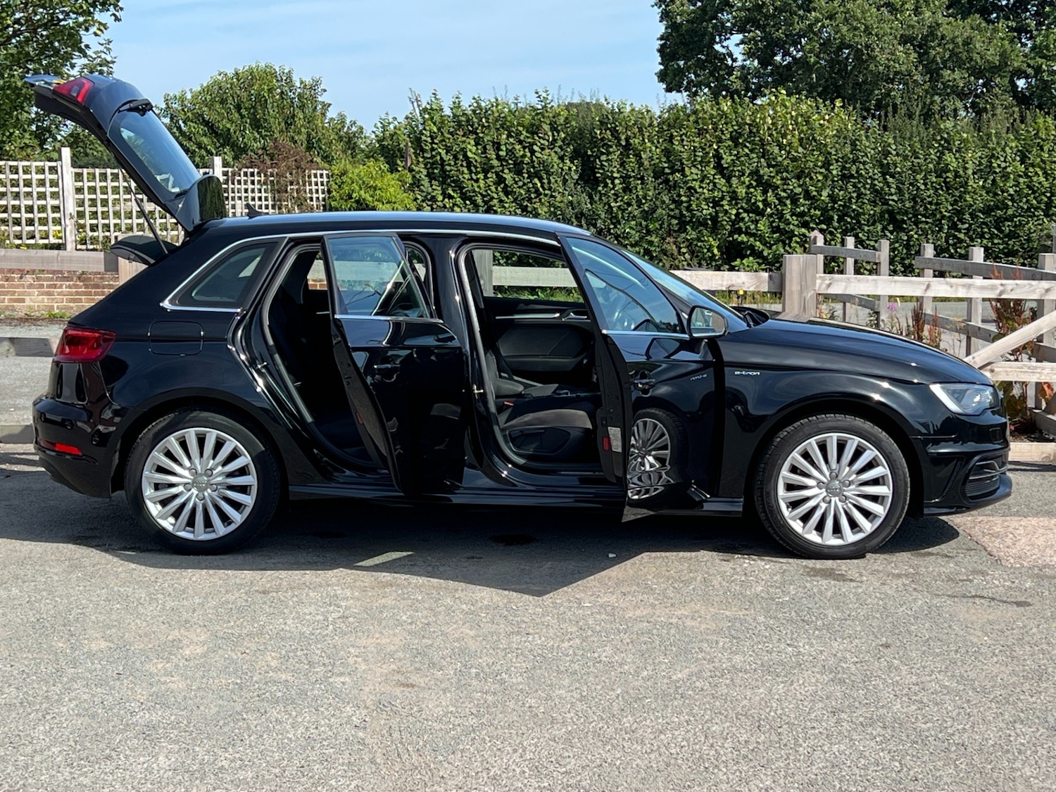 Vehicle 33