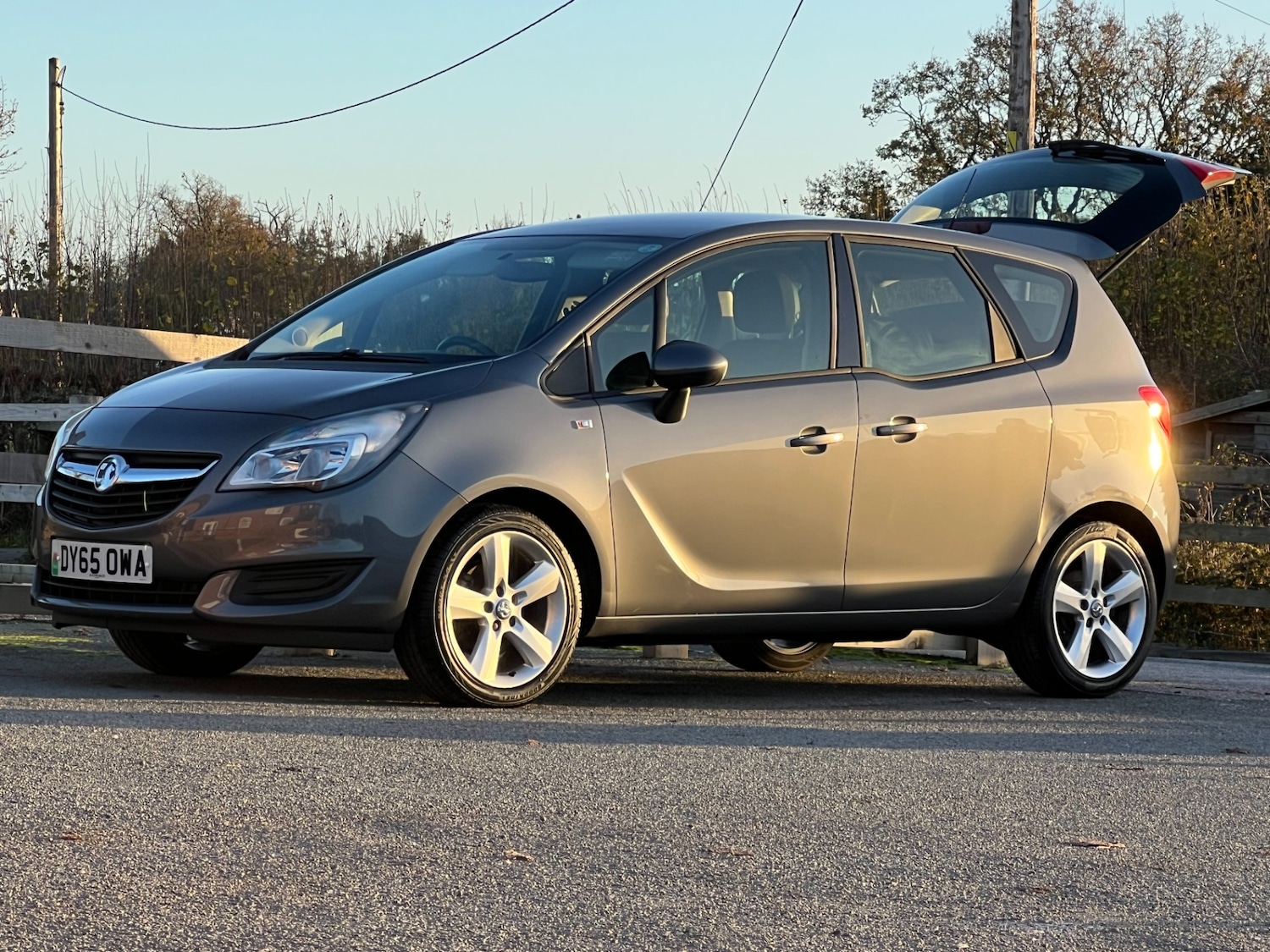 Used Vauxhall Meriva 2015 for sale - 76531475: Photo 14
