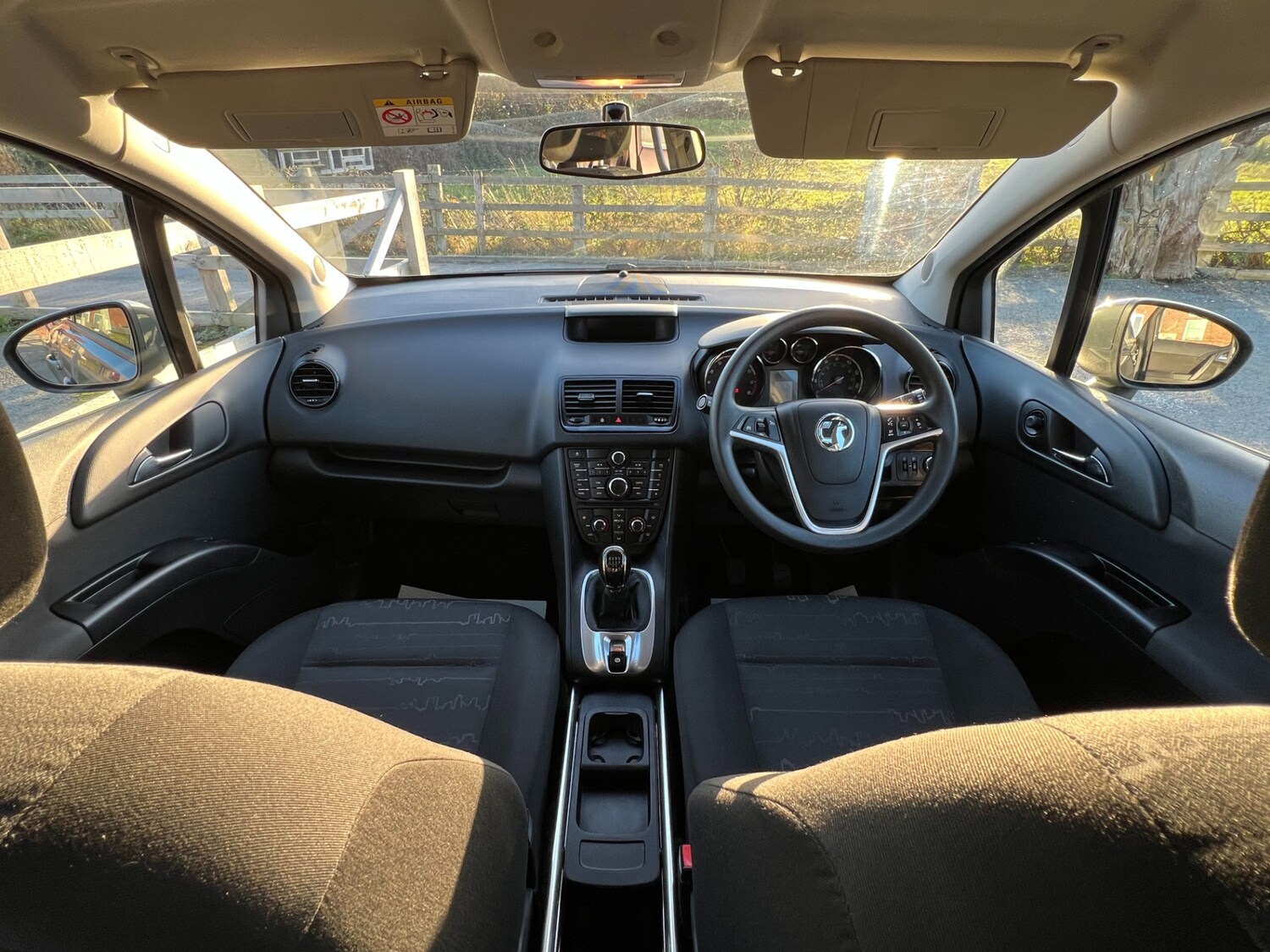 Used Vauxhall Meriva 2015 for sale - 76531475: Photo 26