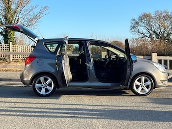 Used Vauxhall Meriva 2015 for sale - 76531475: Photo