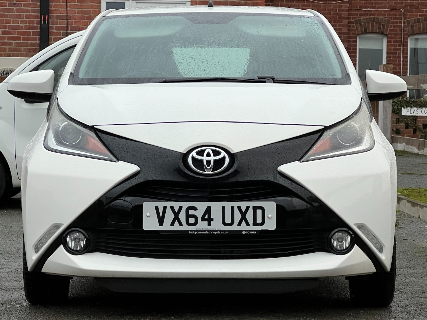 Used Toyota AYGO 2014 for sale - 76709649: Photo 11