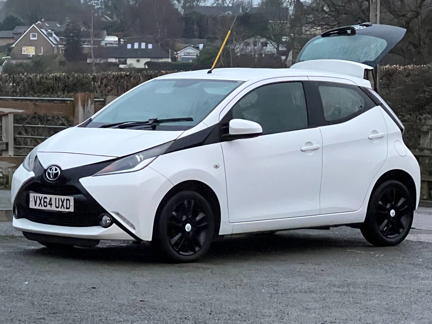 Used Toyota AYGO 2014 for sale - 76709649: Photo 13