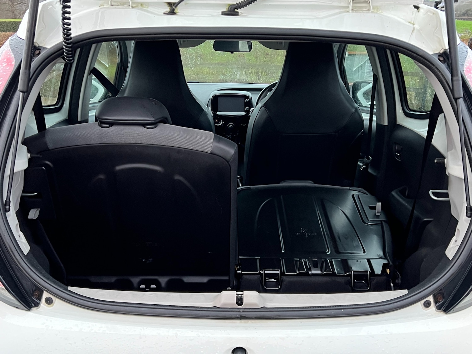 Used Toyota AYGO 2014 for sale - 76709649: Photo 14