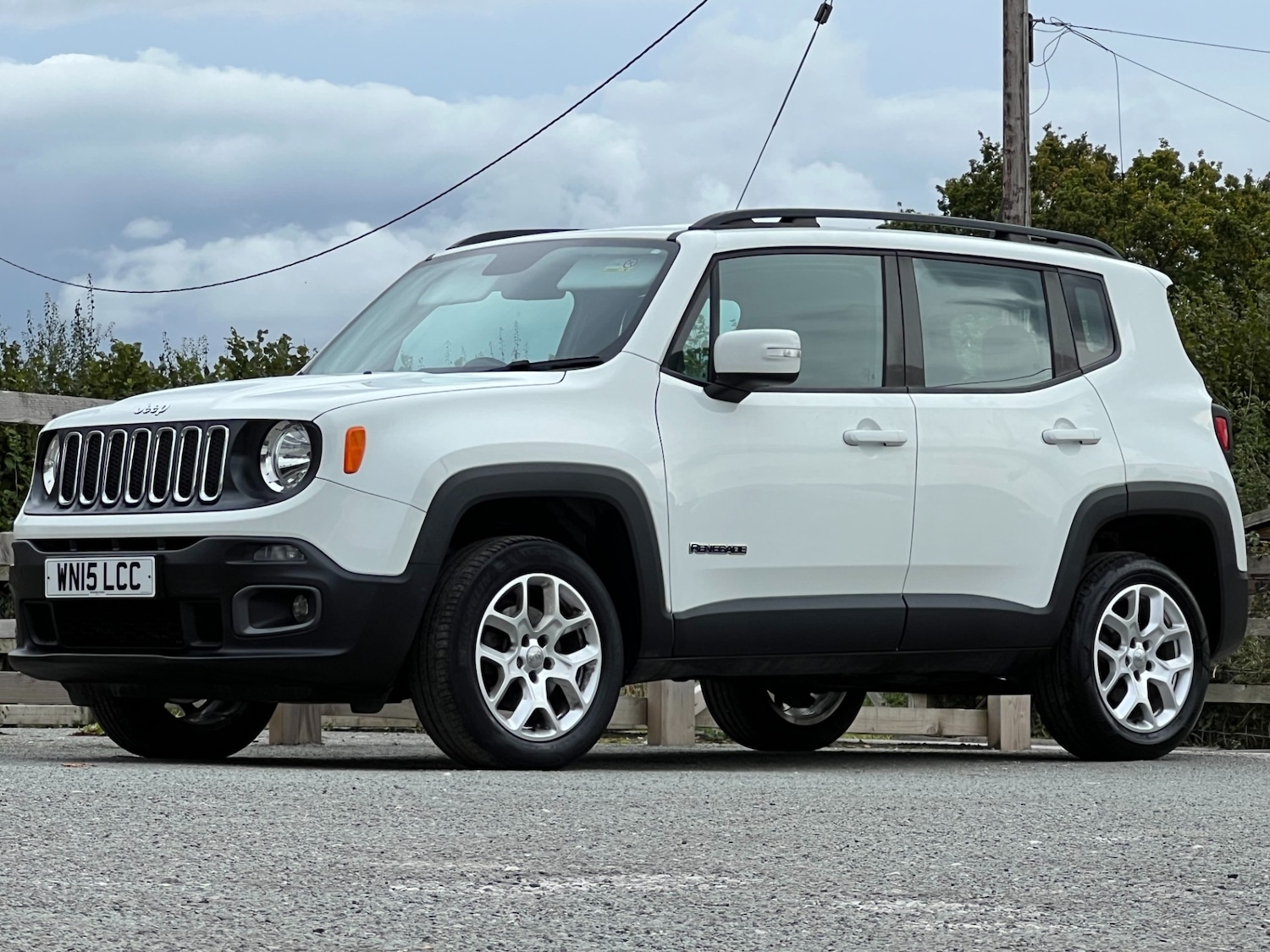 Used Jeep Renegade 2015 for sale - 76101817: Photo 1