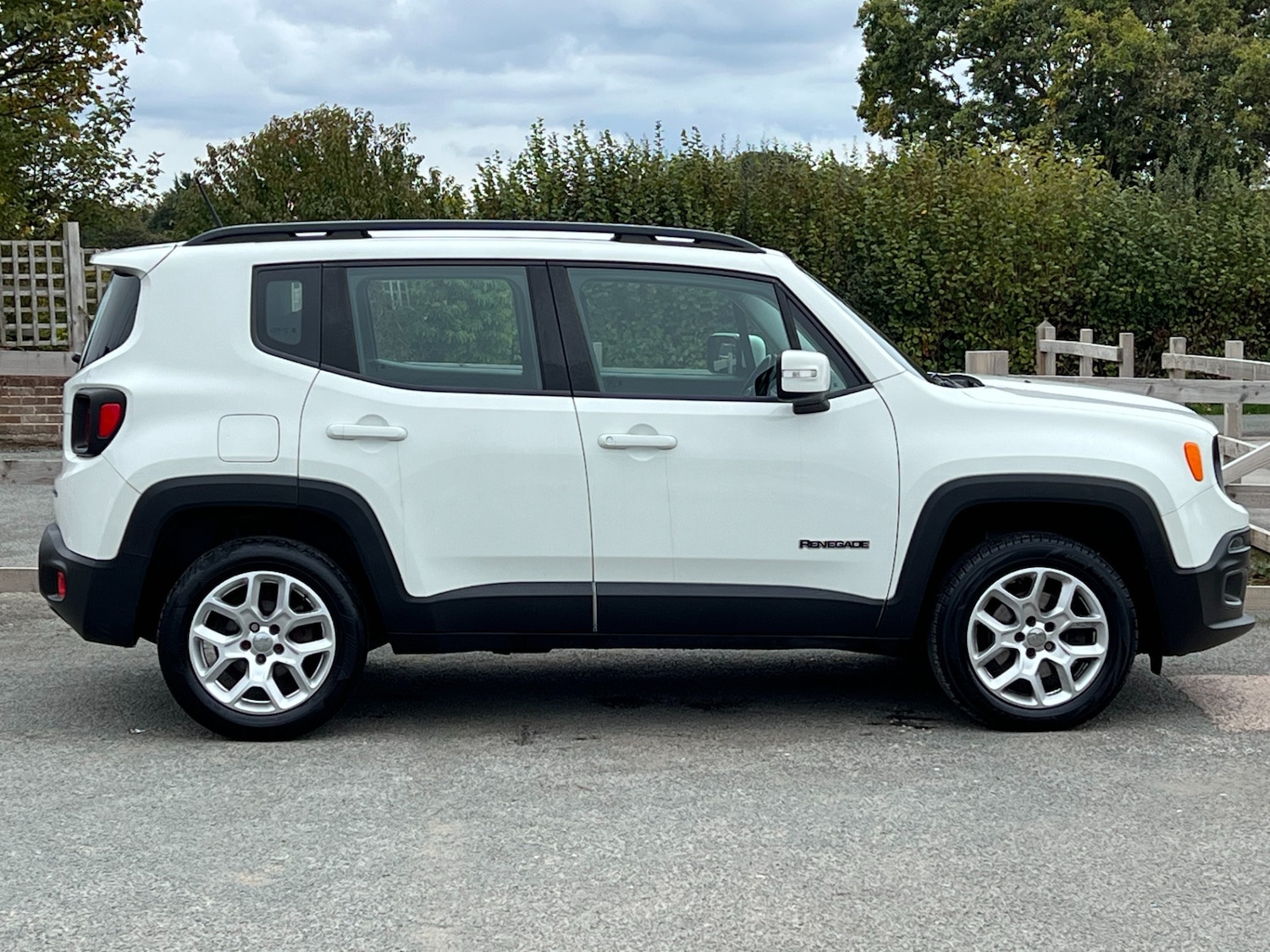 Used Jeep Renegade 2015 for sale - 76101817: Photo 16