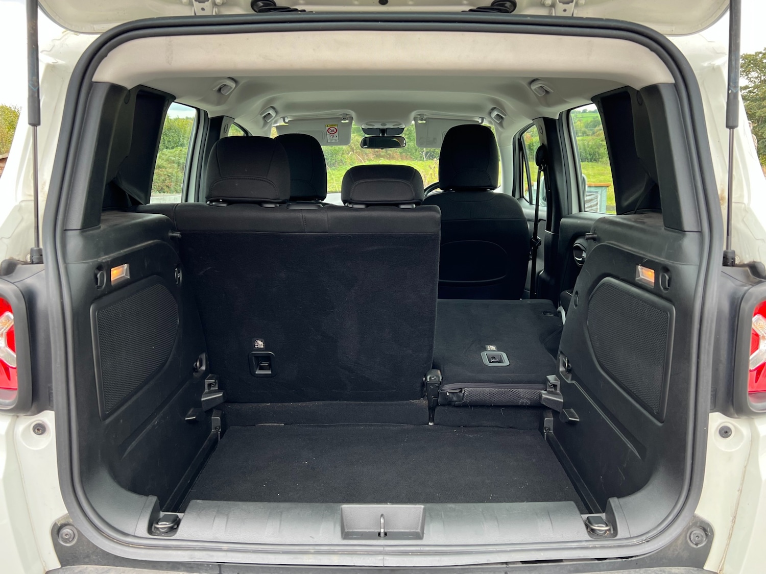 Used Jeep Renegade 2015 for sale - 76101817: Photo 19