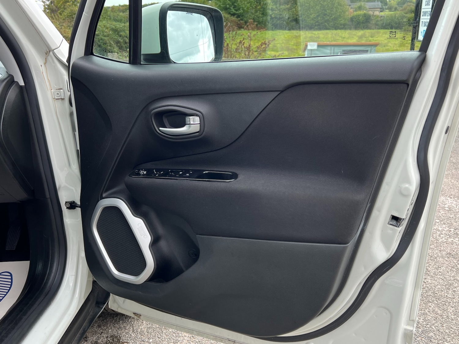 Used Jeep Renegade 2015 for sale - 76101817: Photo 27