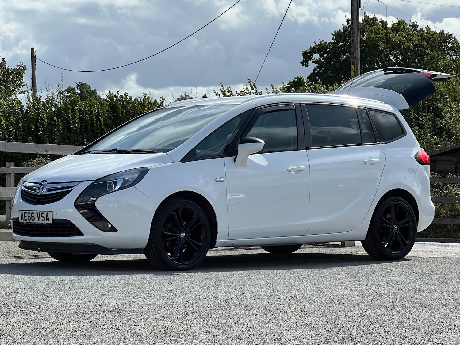Used Vauxhall Zafira 2016 for sale - 75956022: Photo 12