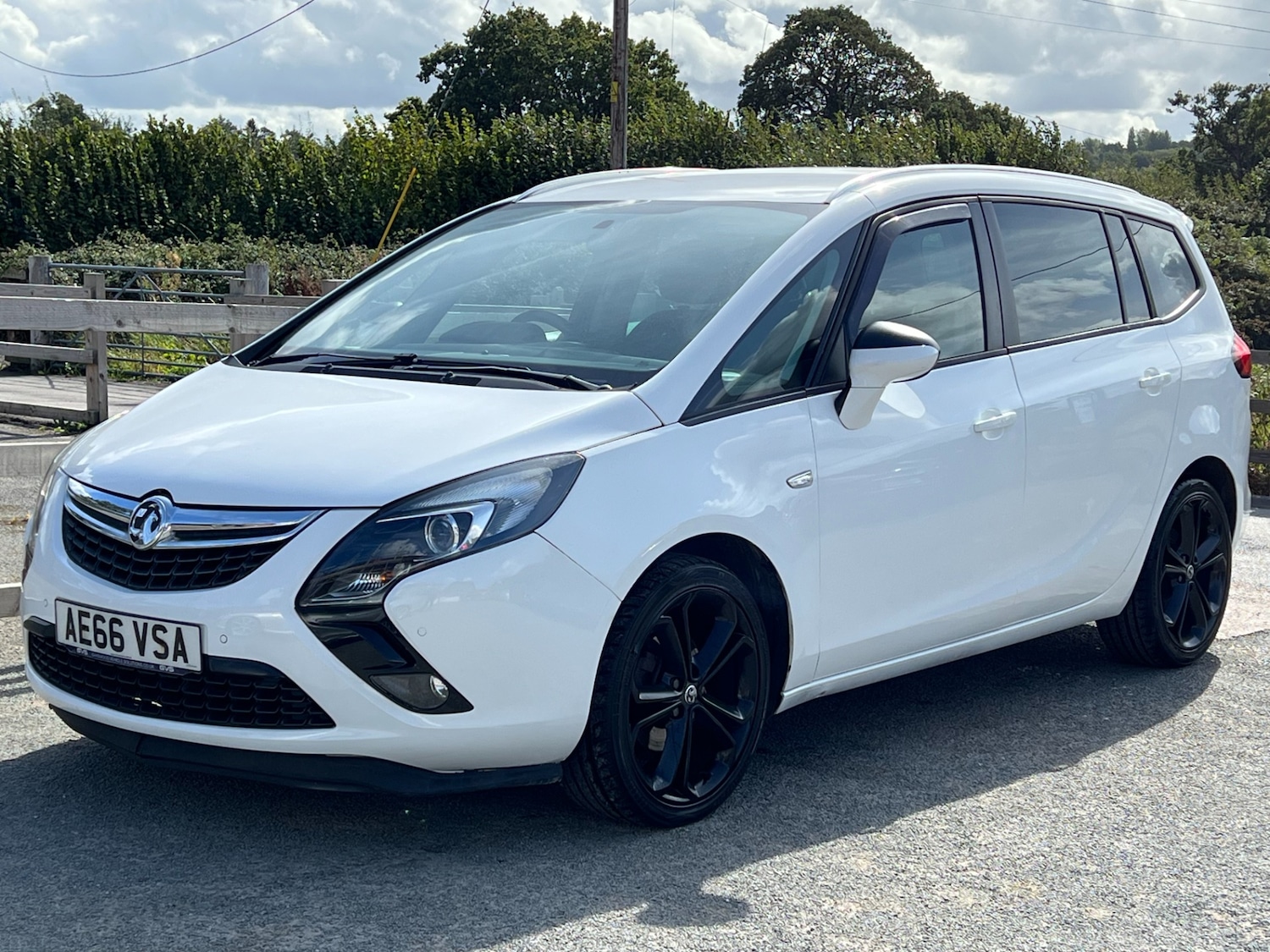 Used Vauxhall Zafira 2016 for sale - 75956022: Photo 15