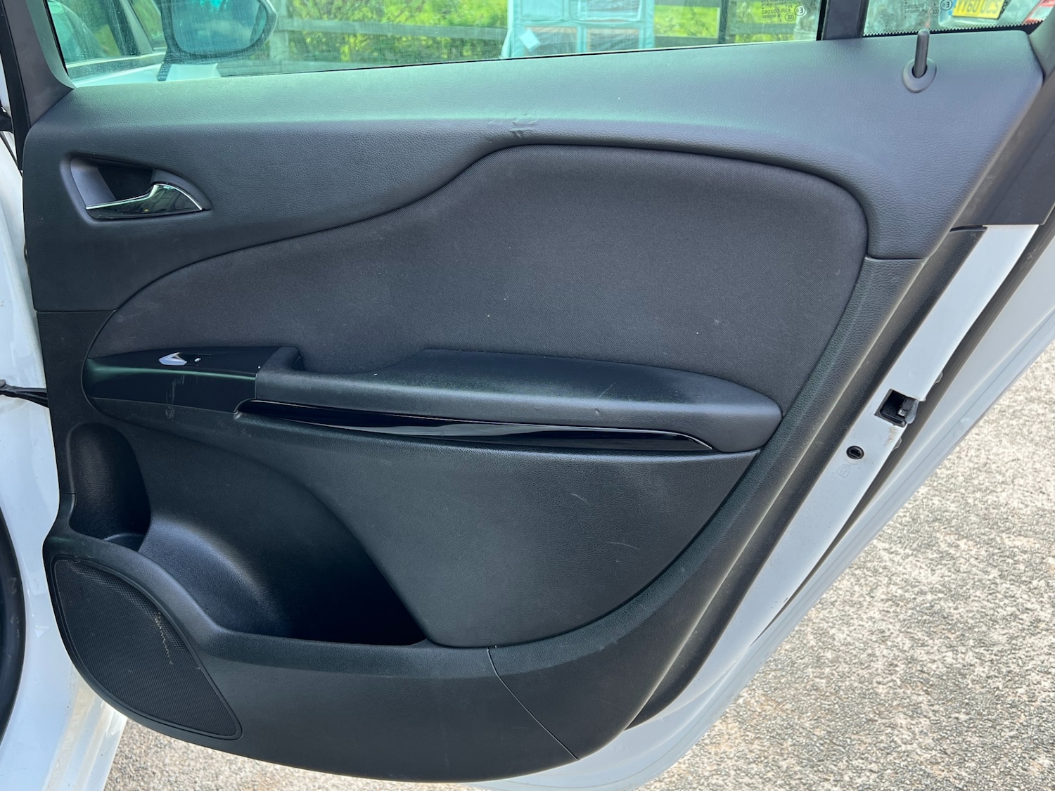 Used Vauxhall Zafira 2016 for sale - 75956022: Photo 28